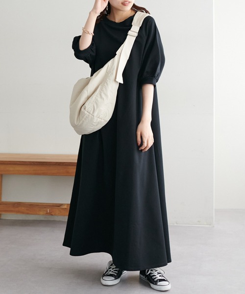 DISCOAT(ディスコート)の「【WEB限定】ラグラン袖ボリュームワンピース(ワンピース・レディース・ホワイト/グレイッシュベージュ/アイボリー/ブラック・MEDIUM)」の20枚目の写真