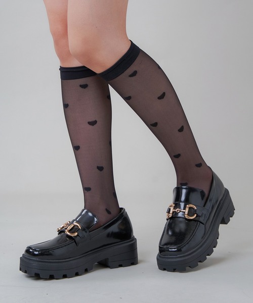 SPINNS（スピンズ）の「ハートデザイン ナイロンハイソックス（ソックス/靴下・レディース・ホワイト/ブラック・ONESIZE）」の4枚目の写真
