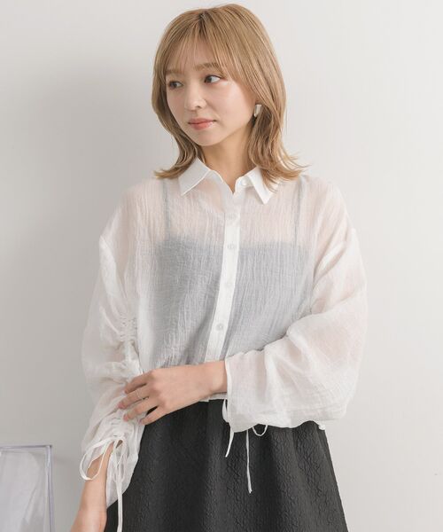 RETRO GIRL(レトロガール)の「袖シャーリングシアーSH(シャツ/ブラウス・レディース・ブルー/オフホワイト/グリーン/ピンク・FREE)」の9枚目の写真