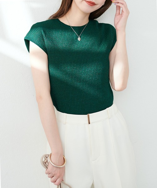 natural couture(ナチュラルクチュール)の「三角あき2WAYノースリラメニット(キャミソール・レディース・ブラック/グリーン/ラベンダー/レンガ/アイボリー・FREE)」の16枚目の写真