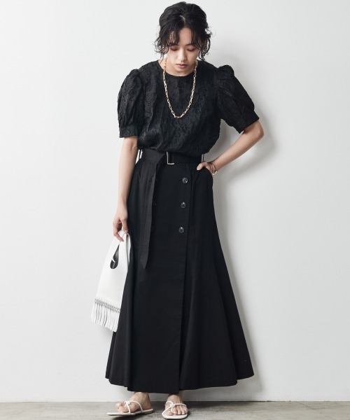CHIC STYLE（シックスタイル）の「＜大きいサイズ＞カットジャガードパフスリーブブラウス シックスタイル（シャツ/ブラウス・レディース・ベージュ/ブラック・L/LL/3L/4L/5L）」の16枚目の写真