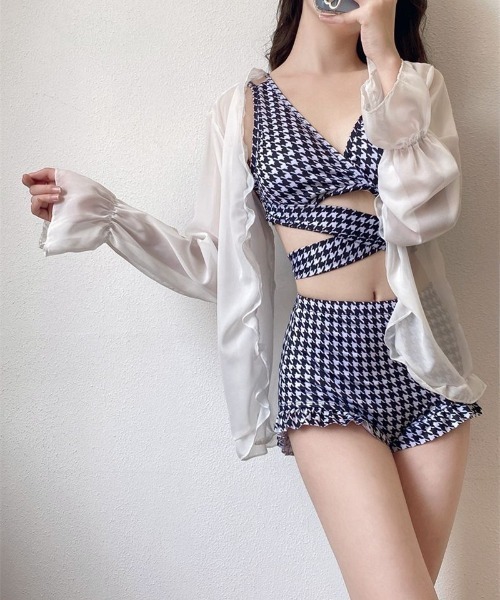 Ritzy（リッツィー）の「千鳥柄フロントクロスハイウエストビキニ 水着（水着・レディース・ブラック・FREE）」の13枚目の写真