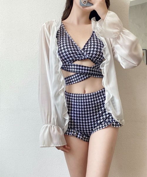 Ritzy（リッツィー）の「千鳥柄フロントクロスハイウエストビキニ 水着（水着・レディース・ブラック・FREE）」の8枚目の写真