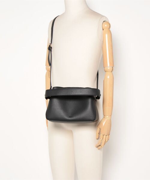 Elura（エルーラ）の「＜2023春ver＞リュクスエアリー2wayショルダー（ハンドバッグ・レディース・ブラック/ベージュ/イエロー・ONE SIZE）」の22枚目の写真