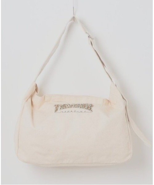 THRASHER(スラッシャー)の「【THRASHER】Shoulder Bag(ST)(ショルダーバッグ・メンズ・ホワイト系その他/ブラック系その他/グレー系その他/ベージュ系その他/ブラック系その他2/ホワイト系その他2・FREE)」の3枚目の写真