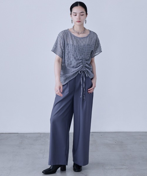 Fashion Letter(ファッションレター)の「サイドシャーリング 半袖ブラウス(Tシャツ/カットソー・レディース・ブラック/オフホワイト/グリーン/ブルー・M)」の13枚目の写真