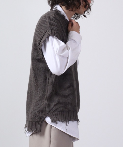 FUNALIVE(ファンアライブ)の「ダメージ加工ラーベン編みビッグシルエットベスト(ベスト・メンズ・ブラック/チャコールグレー/ブラウン/ホワイト・M/L)」の16枚目の写真