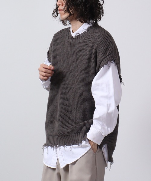 FUNALIVE(ファンアライブ)の「ダメージ加工ラーベン編みビッグシルエットベスト(ベスト・メンズ・ブラック/チャコールグレー/ブラウン/ホワイト・M/L)」の15枚目の写真