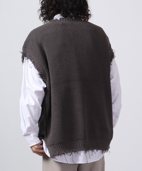 FUNALIVE(ファンアライブ)の「ダメージ加工ラーベン編みビッグシルエットベスト(ベスト・メンズ・ブラック/チャコールグレー/ブラウン/ホワイト・M/L)」の17枚目の写真