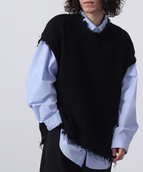 FUNALIVE(ファンアライブ)の「ダメージ加工ラーベン編みビッグシルエットベスト(ベスト・メンズ・ブラック/チャコールグレー/ブラウン/ホワイト・M/L)」の9枚目の写真