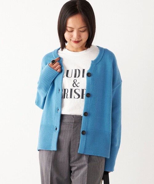 SHIPS Colors(シップス カラーズ)の「SHIPS Colors:〈手洗い可能〉フラッフィー キーネック カーディガン◇(カーディガン/ボレロ・レディース・ブルー/イエロー/ナチュラル/ブラック・ONE SIZE)」の5枚目の写真