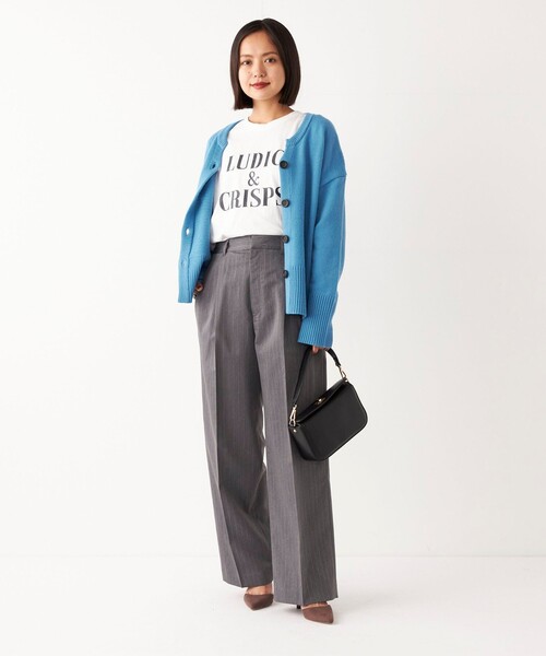 SHIPS Colors(シップス カラーズ)の「SHIPS Colors:〈手洗い可能〉フラッフィー キーネック カーディガン◇(カーディガン/ボレロ・レディース・ブルー/イエロー/ナチュラル/ブラック・ONE SIZE)」の8枚目の写真