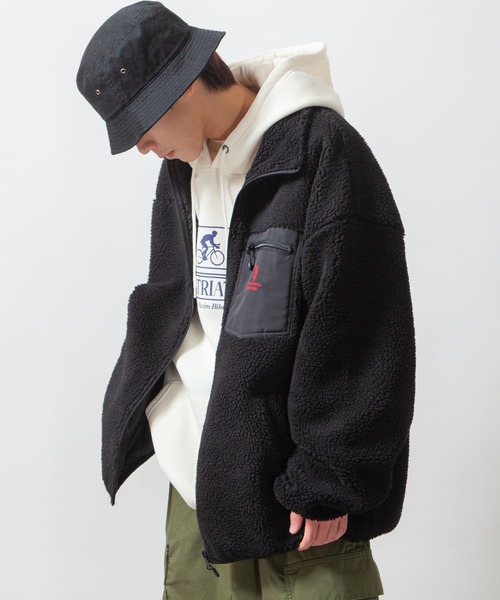 U.S. POLO ASSN.（ユーエスポロアッスン）の「【U.S.POLOASSN.】 オーバーサイズ ロゴ 刺繍 スタンド ボアジャケット（ブルゾン・レディース・オフホワイト/ネイビー/ブラック/ブラウン・X-LARGE/LARGE/MEDIUM）」の5枚目の写真