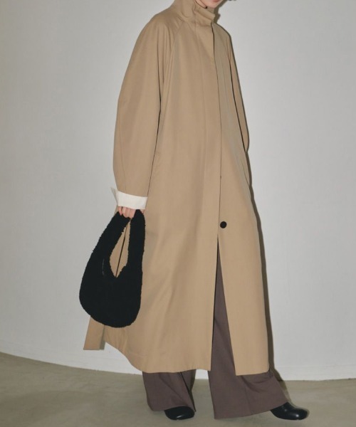 TODAYFUL（トゥデイフル）の「TODAYFUL Oval Boa Bag 12321003（ハンドバッグ・レディース・ホワイト/ブラック・FREE）」の5枚目の写真