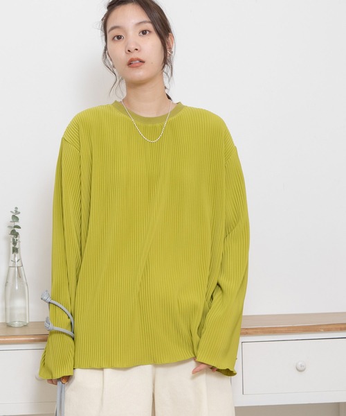 POU DOU DOU(プードゥドゥ)の「トリコットプリーツロンTee(Tシャツ/カットソー・レディース・オフホワイト/ブルー/ライトグリーン・3)」の3枚目の写真