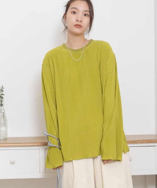 POU DOU DOU(プードゥドゥ)の「トリコットプリーツロンTee(Tシャツ/カットソー・レディース・オフホワイト/ブルー/ライトグリーン・3)」の4枚目の写真