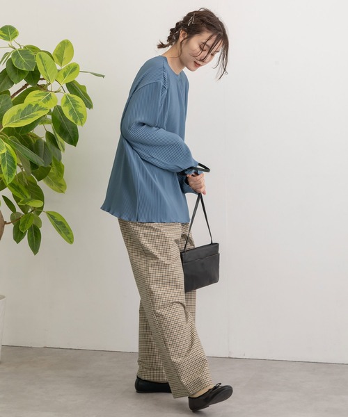 POU DOU DOU(プードゥドゥ)の「トリコットプリーツロンTee(Tシャツ/カットソー・レディース・オフホワイト/ブルー/ライトグリーン・3)」の17枚目の写真