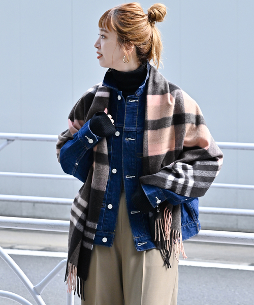 B.C STOCK（ベーセーストック）の「チェックマフラー（マフラー・レディース・ブラック/ネイビー/ブラウン/チャコールグレー・FREE）」の7枚目の写真
