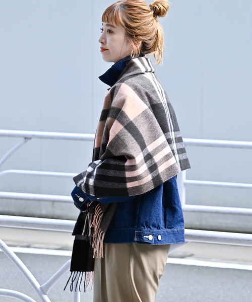 B.C STOCK（ベーセーストック）の「チェックマフラー（マフラー・レディース・ブラック/ネイビー/ブラウン/チャコールグレー・FREE）」の8枚目の写真