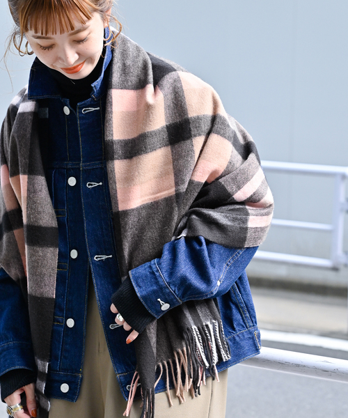 B.C STOCK（ベーセーストック）の「チェックマフラー（マフラー・レディース・ブラック/ネイビー/ブラウン/チャコールグレー・FREE）」の9枚目の写真