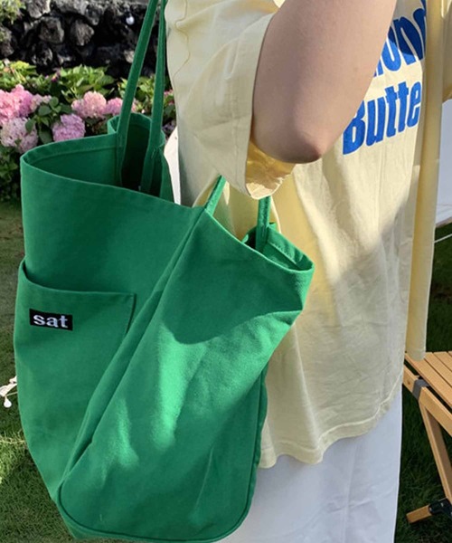 NANEA（ナネア）の「カラートートバッグ（トートバッグ・レディース・レッド/グリーン/イエロー/オレンジ/ホワイト・フリー）」の14枚目の写真