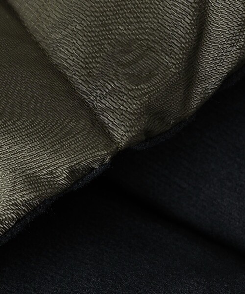 THE NORTH FACE（ザノースフェイス）の「＜THE NORTH FACE＞ NUPTSE マフラー（マフラー・メンズ・ブラック/オリーブ・FREE）」の8枚目の写真