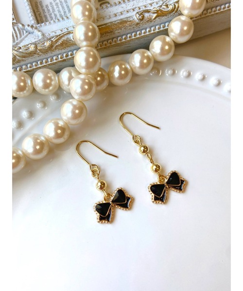 tone（トーン）の「【MUURABBTI】プチリボンピアス(MA)（ピアス（両耳用）・レディース・ブラック/ピンク・FREE）」の2枚目の写真