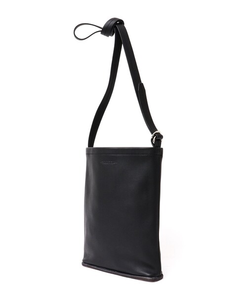 NOLLEY’S（ノーリーズ）の「【EARLE/アール】HUDSON 別注レザーミニショルダーバッグ ER4520（ショルダーバッグ・メンズ・ブラック/グレー・FREE）」の5枚目の写真