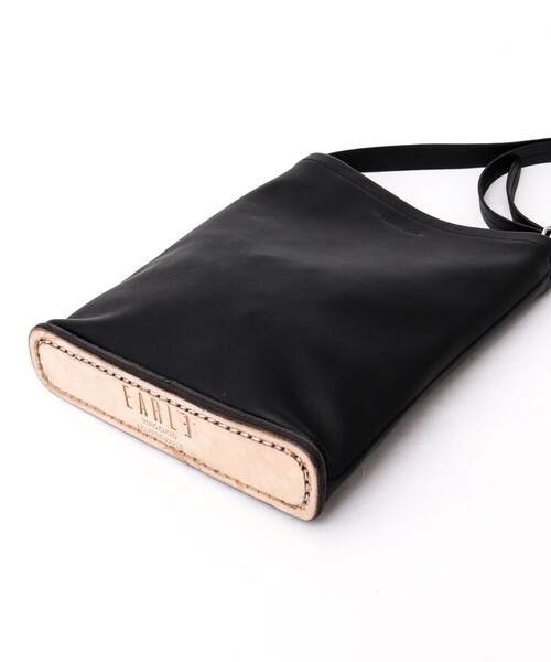 NOLLEY’S（ノーリーズ）の「【EARLE/アール】HUDSON 別注レザーミニショルダーバッグ ER4520（ショルダーバッグ・メンズ・ブラック/グレー・FREE）」の10枚目の写真