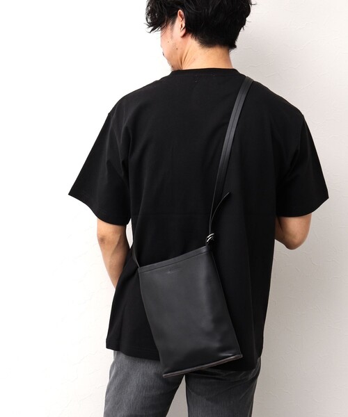 NOLLEY’S（ノーリーズ）の「【EARLE/アール】HUDSON 別注レザーミニショルダーバッグ ER4520（ショルダーバッグ・メンズ・ブラック/グレー・FREE）」の19枚目の写真