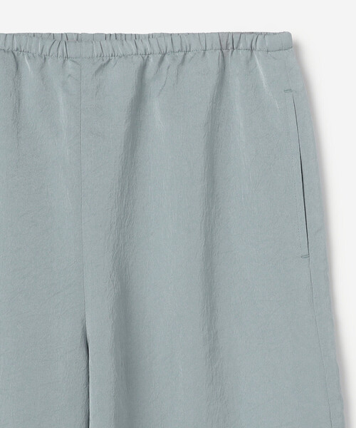 Bshop(ビショップ)の「BRACCAE | サテン ワイドパンツ WOMEN(その他パンツ・レディース・イエロー系その他/サックスブルー/ベージュ/ダークネイビー・1)」の7枚目の写真