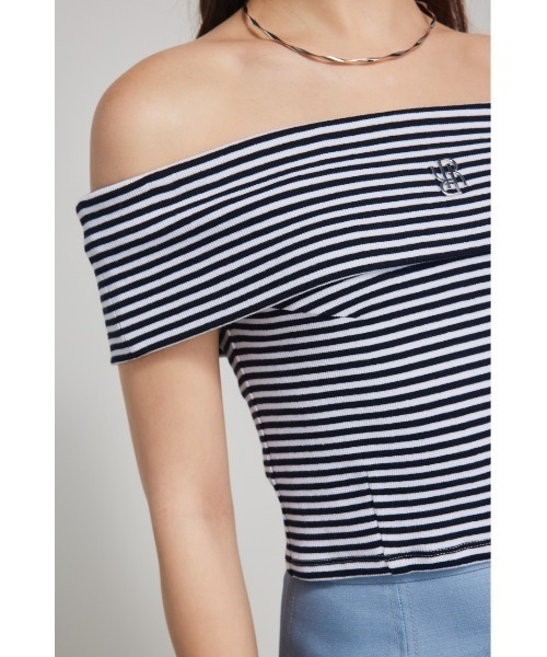 rienda(リエンダ)の「Rモチーフプレートカットトップス 夏服 半袖(Tシャツ/カットソー・レディース・ホワイト/ブラック系その他/ブラック/ブルー系その他/ベージュ系その他・FREE)」の13枚目の写真