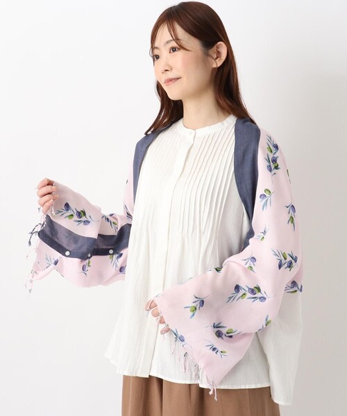 one'sterrace(ワンズテラス)の「【ひんやり】3WAYストール ナチュラルオリーブ(ストール/ショール・レディース・アイボリー系8/パープル系2・99)」の8枚目の写真