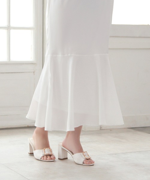 Julia Boutique(ジュリアブティック)の「柄&無地フリルオフショルマーメイドワンピース/24055(ワンピース・レディース・ホワイト/ホワイト系/ブラック・ONE)」の9枚目の写真