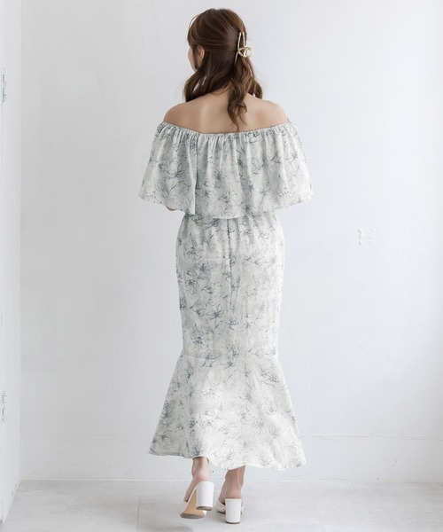 Julia Boutique(ジュリアブティック)の「柄&無地フリルオフショルマーメイドワンピース/24055(ワンピース・レディース・ホワイト/ホワイト系/ブラック・ONE)」の13枚目の写真