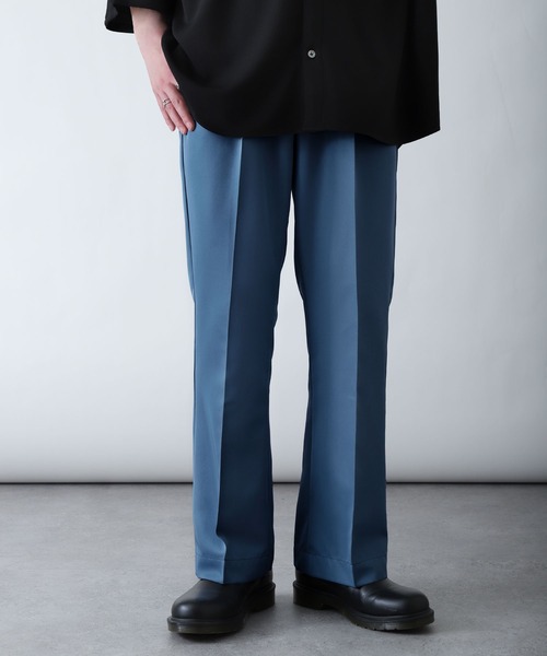 ZIP FIVE（ジップファイブ）の「【ZIP FIVE】センタープレス ドレープ ポリトロ テーパード フレアパンツ / フレア スラックス（スラックス・メンズ・ブラック/グレイッシュベージュ/オリーブ/オフホワイト/ネイビー/チャコール/ベージュ/インディゴブルー・MEDIUM/LARGE/X-LARGE）」の8枚目の写真