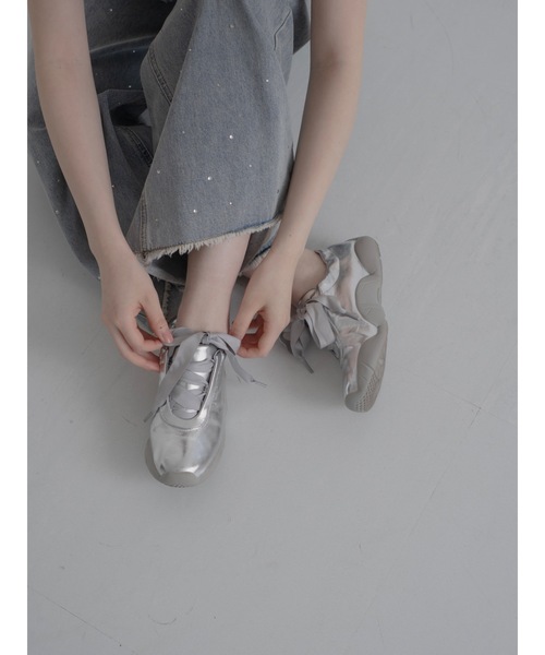 JUMELLE(ジュメロ)の「ballet sneaker(スニーカー・レディース・シルバー・SMALL/MEDIUM/LARGE)」の2枚目の写真