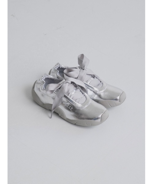 JUMELLE(ジュメロ)の「ballet sneaker(スニーカー・レディース・シルバー・SMALL/MEDIUM/LARGE)」の19枚目の写真