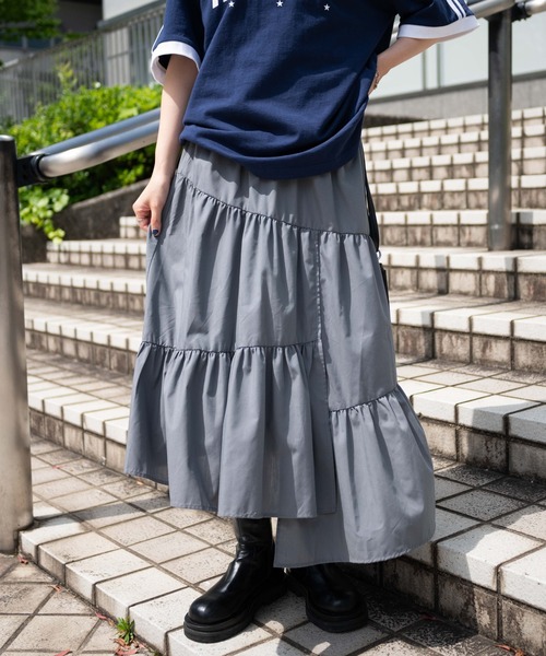 WEGO（ウィゴー）の「WEGO/ランダムフリルロングスカート（スカート・レディース・ブラック/グレー・FREE）」の14枚目の写真