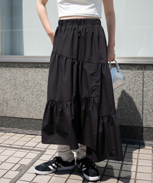 WEGO（ウィゴー）の「WEGO/ランダムフリルロングスカート（スカート・レディース・ブラック/グレー・FREE）」の5枚目の写真
