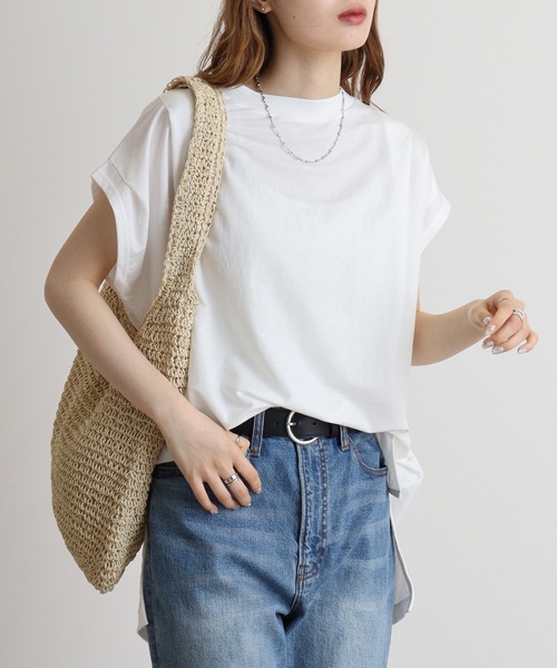 hunch(ハンチ)の「hunch ショルダータックプルオーバー(Tシャツ/カットソー・レディース・ブラック/ホワイト/テラコッタ・FREE)」の5枚目の写真