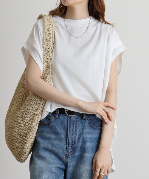 hunch(ハンチ)の「hunch ショルダータックプルオーバー(Tシャツ/カットソー・レディース・ブラック/ホワイト/テラコッタ・FREE)」の6枚目の写真