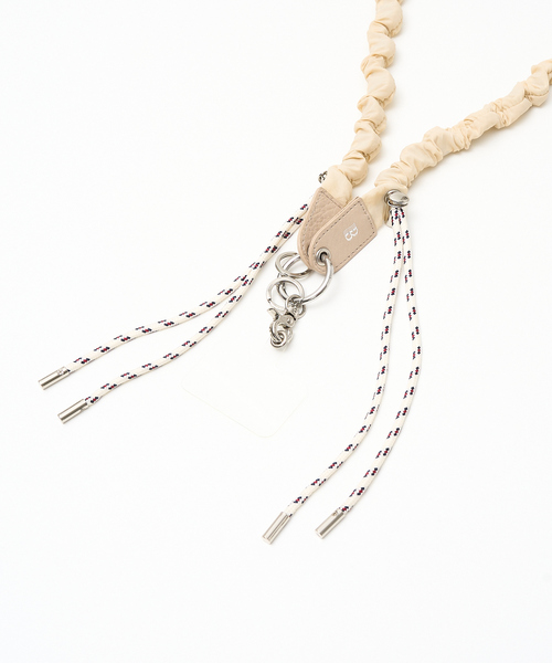 Beau're（ヴュレ）の「【BEAURE/ヴュレ】ナイロンギャザーモバイルストラップ（スマホグッズ・レディース・アイボリー/ブラック/ライトグレー・フリー）」の22枚目の写真