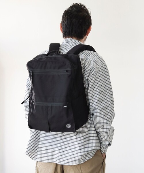 PORTER CLASSIC(ポータークラシック)の「PORTER CLASSIC / ニュートン ビジネス リュックサック 23L(バックパック/リュック・レディース・ブラック・ONE SIZE)」の2枚目の写真