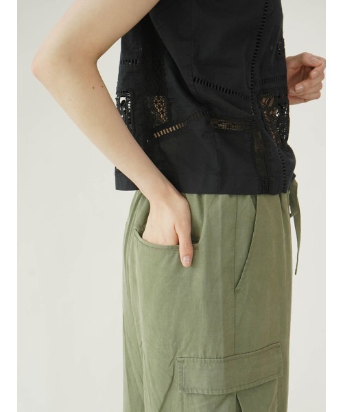FIKA.(フィーカ)の「Linen easy cargo pants(カーゴパンツ・レディース・カーキ/アイボリー・FREE)」の7枚目の写真