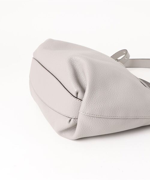 Scrap Book（スクラップブック）の「【LORISTELLA】LORIS TELLA ムーンショルダー（ショルダーバッグ・レディース・ブラウン/グレー・FREE）」の4枚目の写真