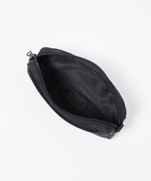 ADAM ET ROPE'（アダムエロペ）の「《マルチウェイ・サステナブル》【WEB限定】カスタムポーチ メッセンジャーバッグ / ユニセックス（メッセンジャーバッグ・メンズ・ブラック・FREE）」の12枚目の写真