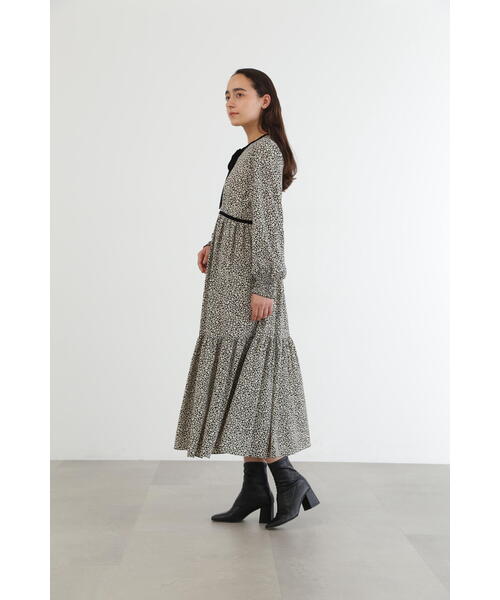 JILL STUART（ジルスチュアート）の「◆モノトーンフラワーワンピース（ワンピース・レディース・ブラック/レッド・2/4）」の8枚目の写真