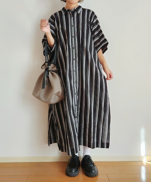 LOSUCA（ロスカ）の「キャンブリックボイル ドルマンワンピース（ワンピース・レディース・ブルー系その他/オフホワイト/ブラック系その他/ブラック・FREE）」の4枚目の写真