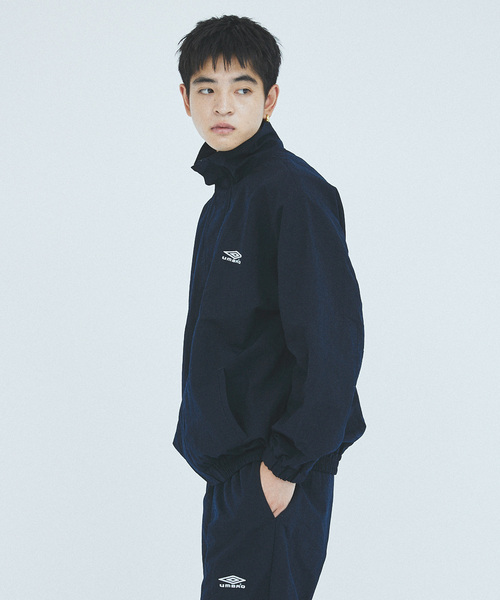 UMBRO（アンブロ）の「UMBRO EX WARM UP PISTE JACKET（ナイロン